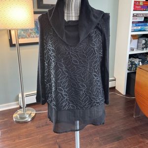 Alberto Makali New York sweater with lace detail and removable shawl collar